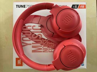 Наушники JBL TUNE 750