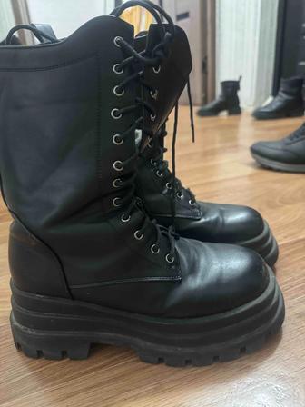 Ботинки женские
