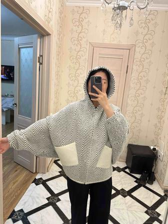 Кофта с капюшоном