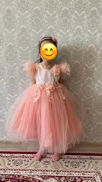 Продам детское платье