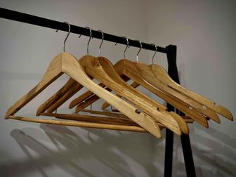 Вешалки для одежды