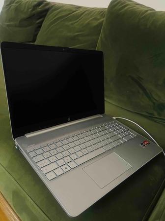 Ноутбук HP 15s
