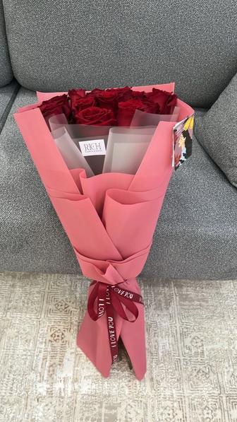 Свежие цветы розы высотой 1 метр