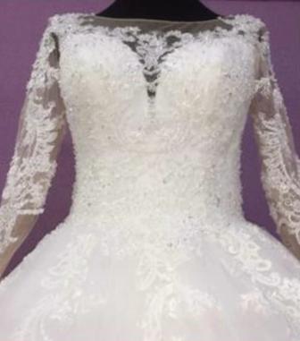 Свадебное платье