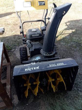 Снегоуборочную технику для дома.