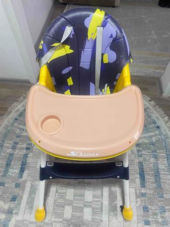 Продам детский столик