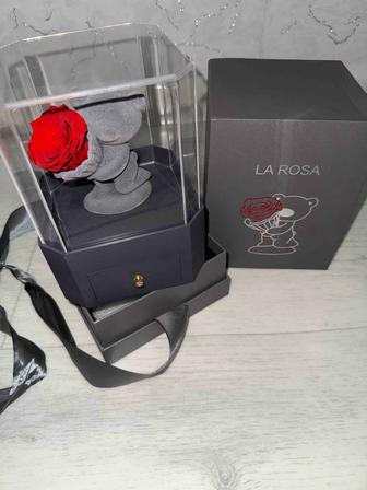 Подарочный коробка