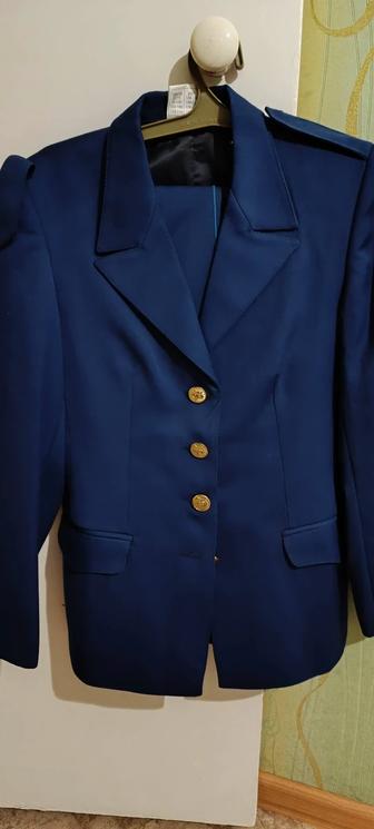 Женская военная форма