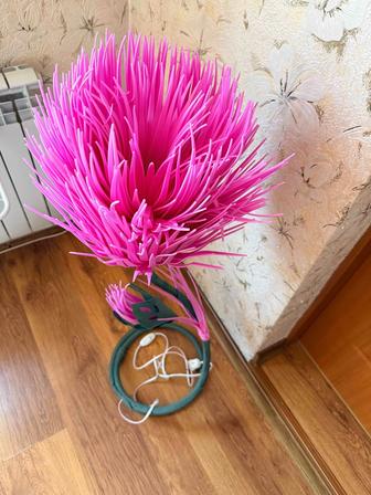 Продам светильник-цветок