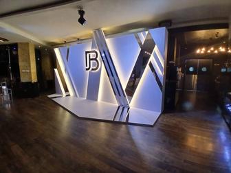 Оформление помещений декорируем залы, фотозоны, витрины, магазины, офисы.