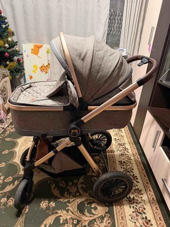 Продам коляску 3 в 1. Ванночку и кенгуру