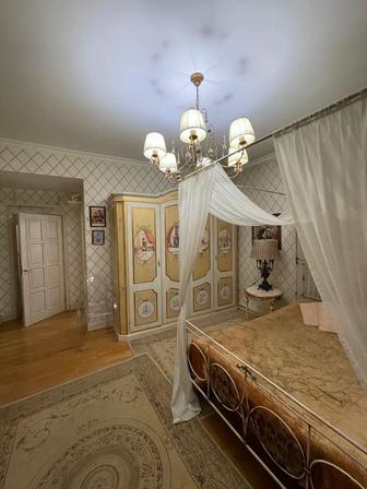 Шкаф Andrea Fanfani в стиле барокко
Эксклюзивная модель ручной работы