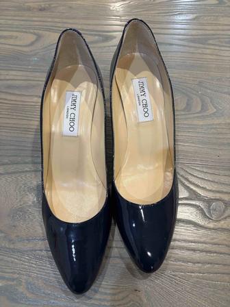Продам новые туфли классика Jimmy Choo, темно синего цвета, р-р 39, каб 7с