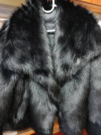 Шубки, куртки новые зима