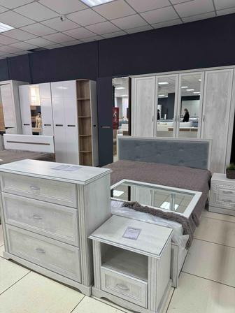 Продам спальный гарнитур!