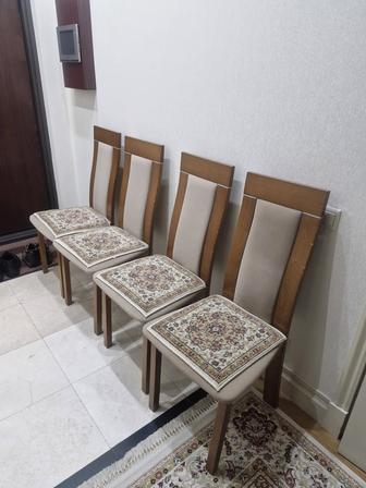 Продам стулья для кухни