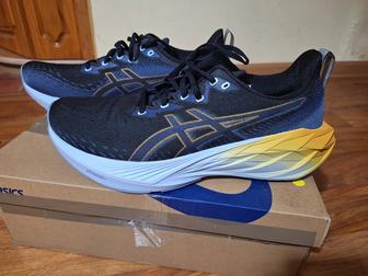 Кроссовки беговые ASICS Novablast 4 Оригинал, размер 46 (евро)