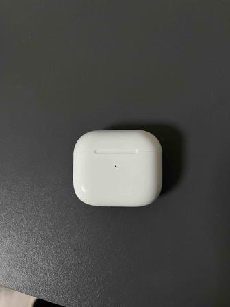 Зарядный кейс для airpods 3