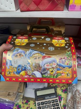 Новогодний подарок кульки набор шоколада киндер баян сулу рахат