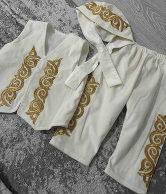 Казахский национальный костюм