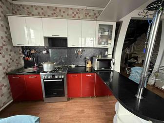 Продам кухонный гарнитур буу