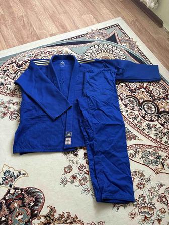Продам кимоно Adidas 175