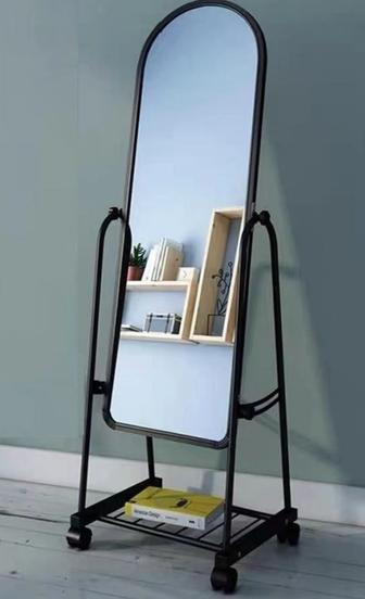 Напольное зеркало