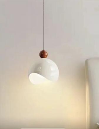 Продам маленькие люстры светильники