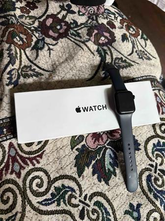 Apple Watch  (Gen 2) 40mm Midnight