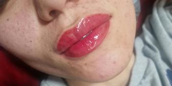 Перманентный татуаж губ