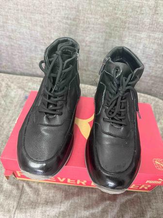 Ботинки женские