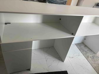 Продам шкафы полки для магазинов