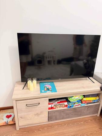 Продам телевизор на запчасти