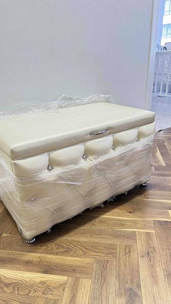 Продам кожаный сундук