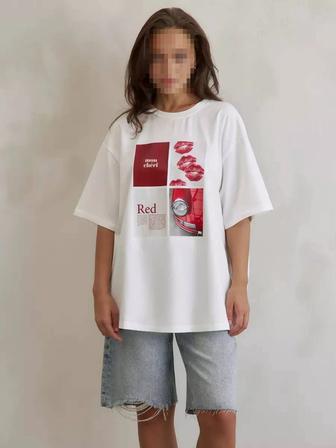 Трендовая женская футболка