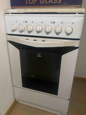 Продам плиту indesit
