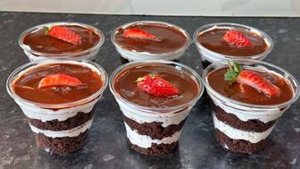 Трайфлы, печенье, медовик