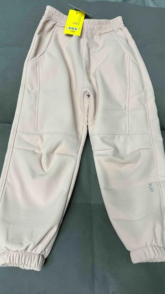 Новые брюки для девочки