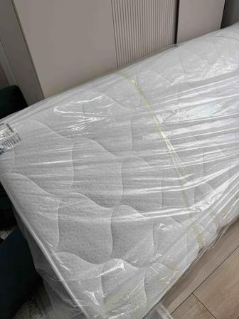 Продам матрас в очень хорошем состоянии!