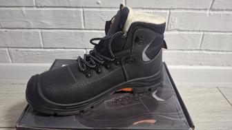 Продам зимний обувь. Специальный рабочий обувь