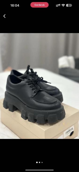 Полуботинки