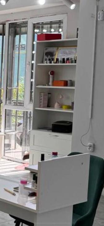 Шкаф с задвижками