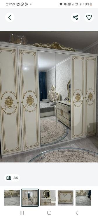 Спальный гарнитур