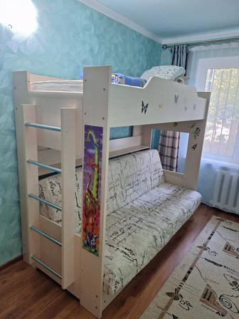 Продам двухъярусную кровать