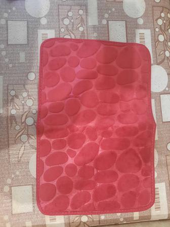 Продается коврик для ванной комнаты