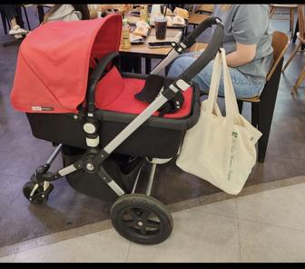 Детская коляска Bugaboo 2в1 в отличном состоянии