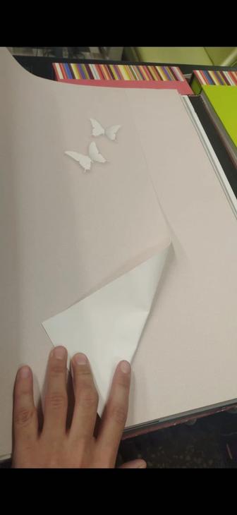 Срочно продаю обои 4 рулона