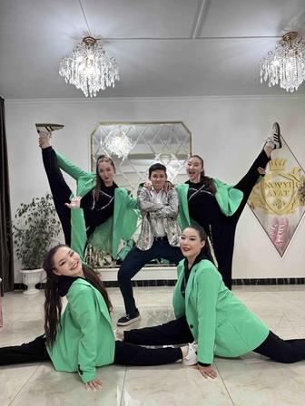 Набираем в шоу балет парней и девушек