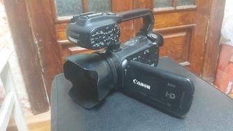 Продам Canon XA10 (в коробке) в отличном состоянии