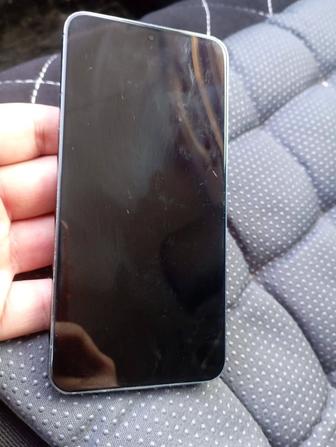 Продам смартфон Samsung s22